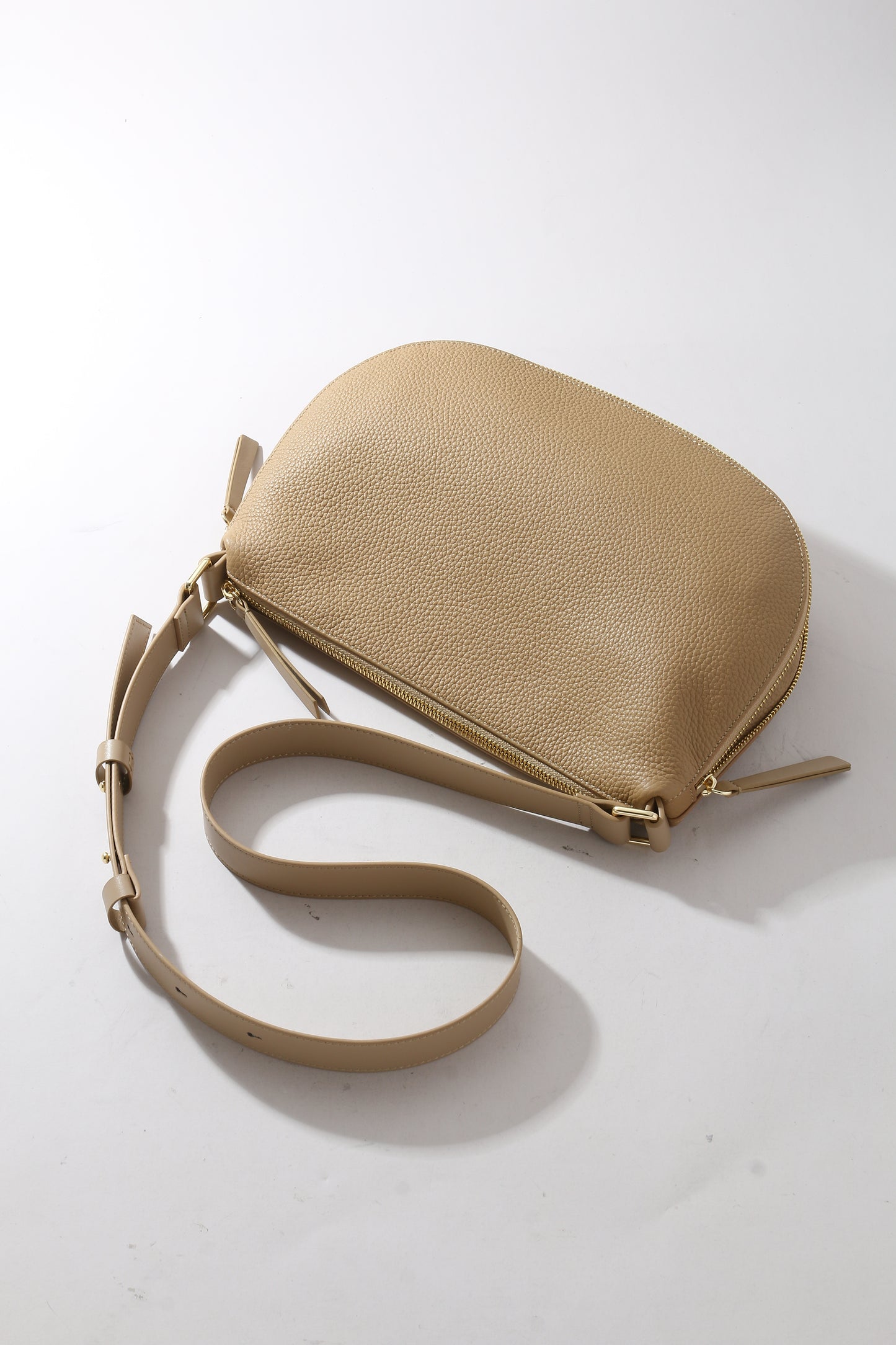 Sutri – Beige Arena