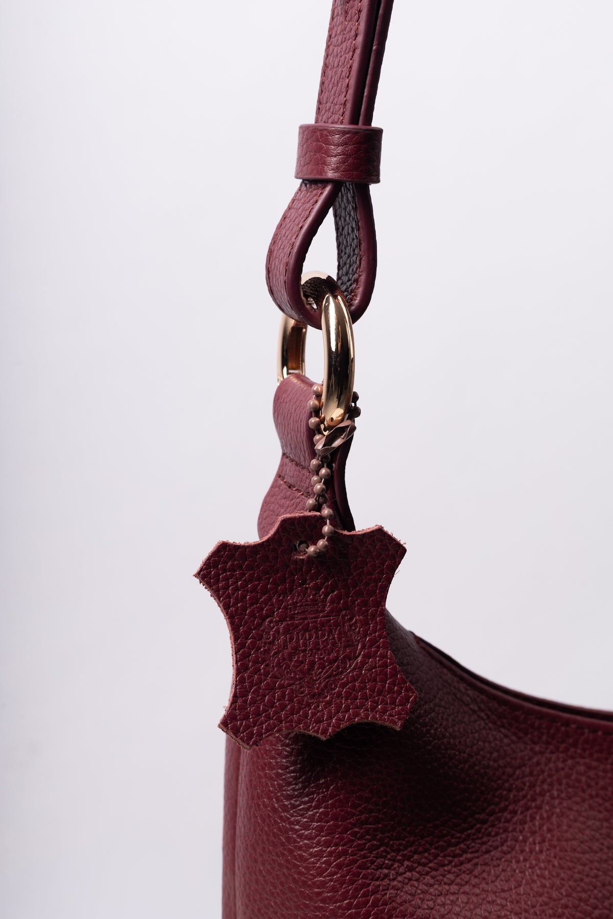 Kené – Burgundy