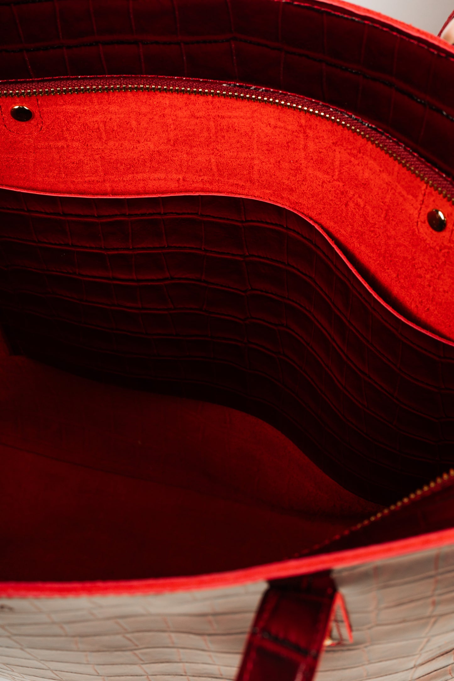 Bellagio – Groco Burgundy