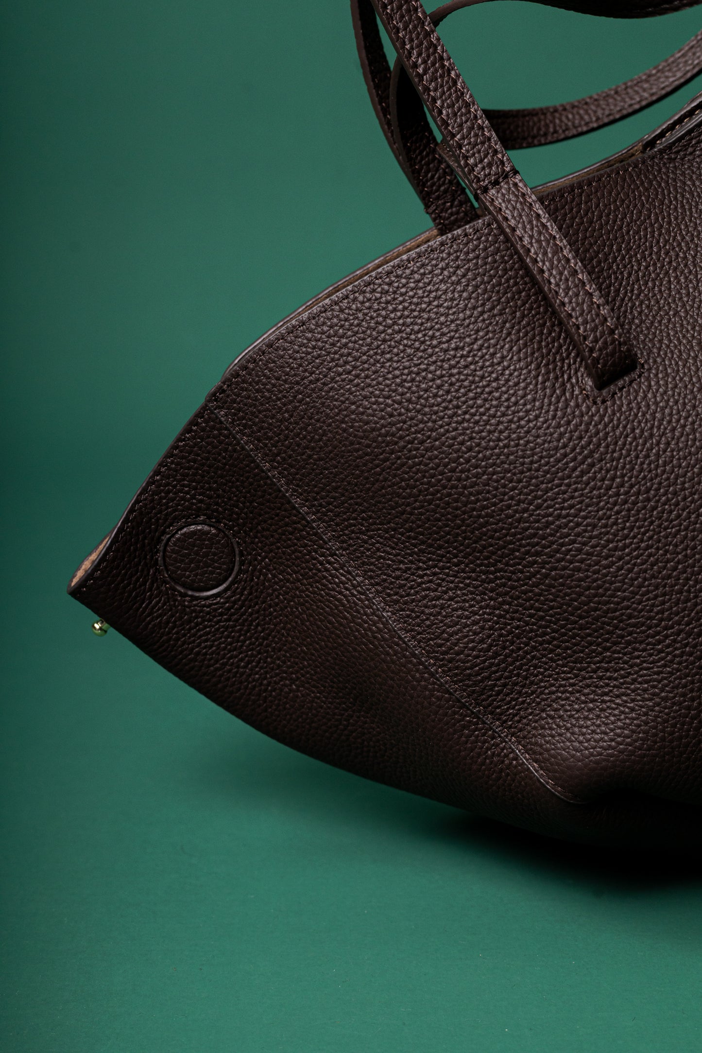 Serra — Marrón oscuro ¡CYBERWOW 10% OFF!