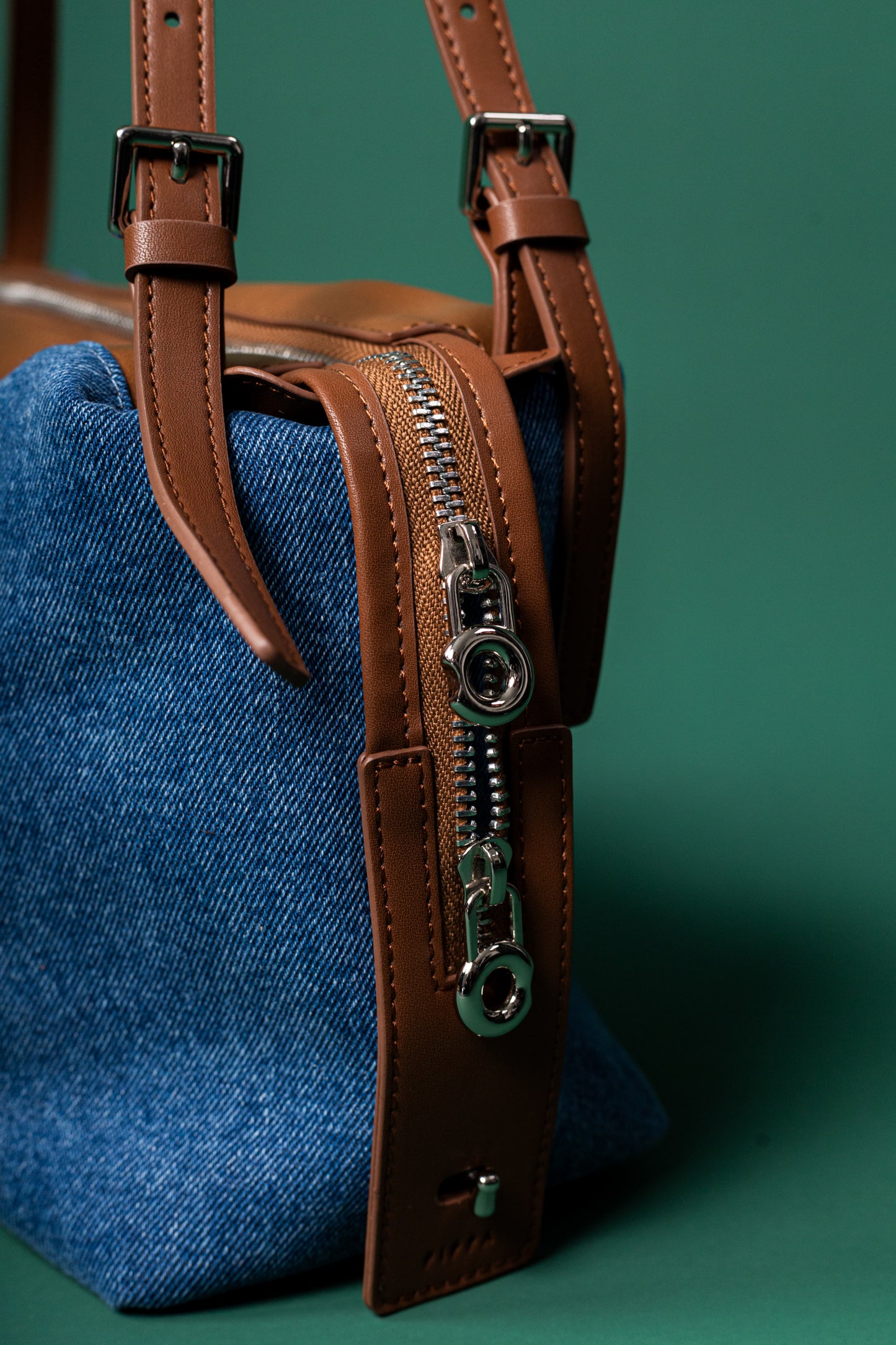 Aínsa — Azul Denim ¡CYBERWOW 15% OFF!