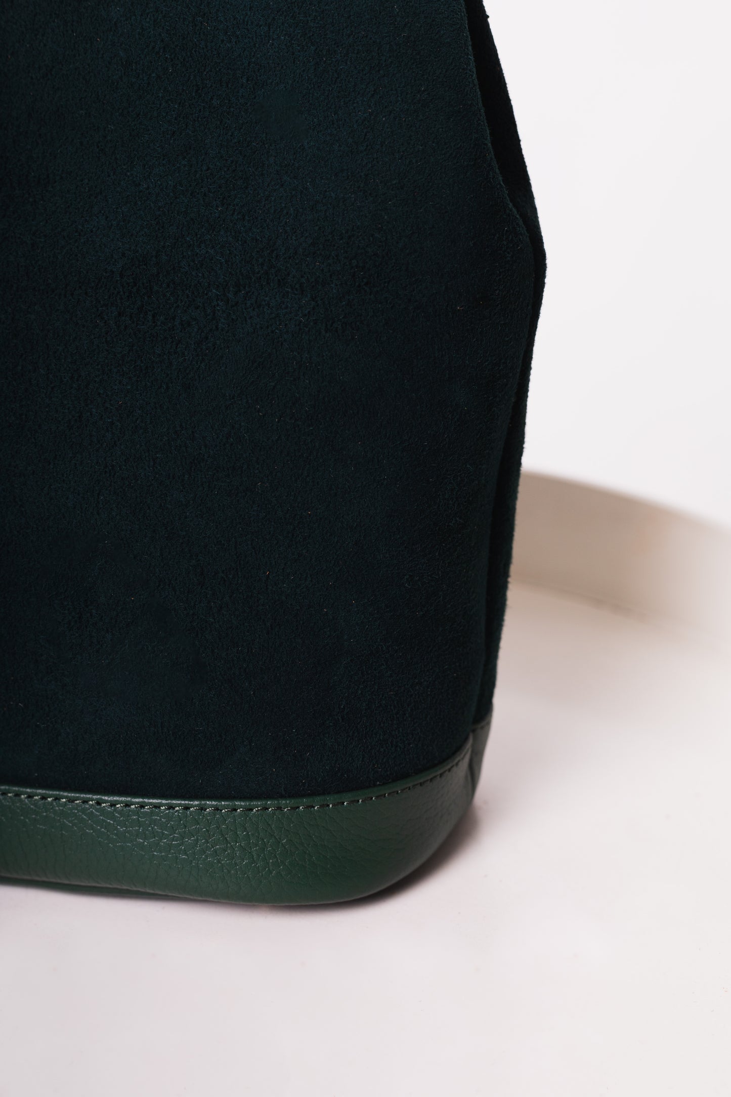 Cartera Siena - Gamuza Verde Bosque y cuero verde  OFF 10% SALE