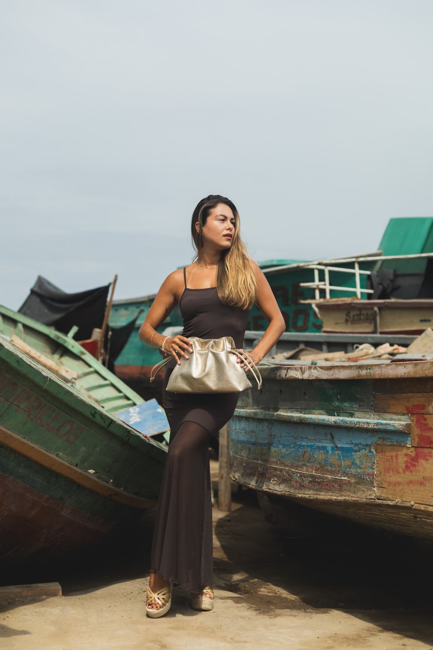 Lierna  M – Dorado Suave ¡SALE 30% OFF!